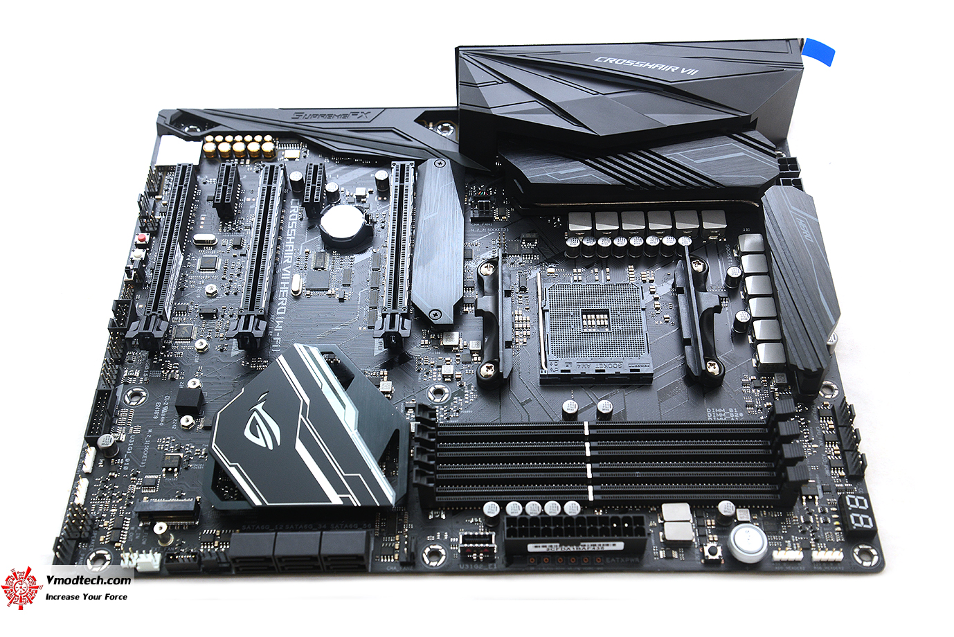dsc 5272 ASUS ROG CROSSHAIR VII HERO (WI FI) REVIEW