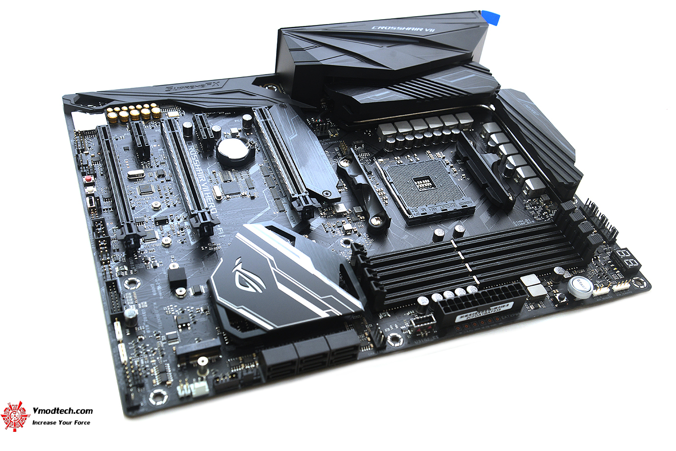 dsc 52831 ASUS ROG CROSSHAIR VII HERO (WI FI) REVIEW