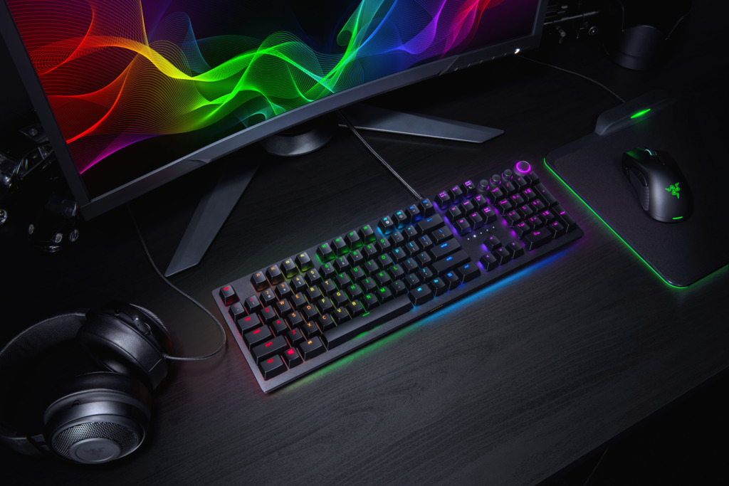 huntsman elite 2018 setup shoot chroma hyperflux mamba firefly kraken pro v2 2 Razer เปิดตัว Razer Huntsman Elite คีย์บอร์ดความเร็วแสงมาพร้อมกับสวิทช์ใหม่ Opto Mechanical Switch จัดเต็มเพื่อคอเกมส์มิ่งโดยเฉพาะ