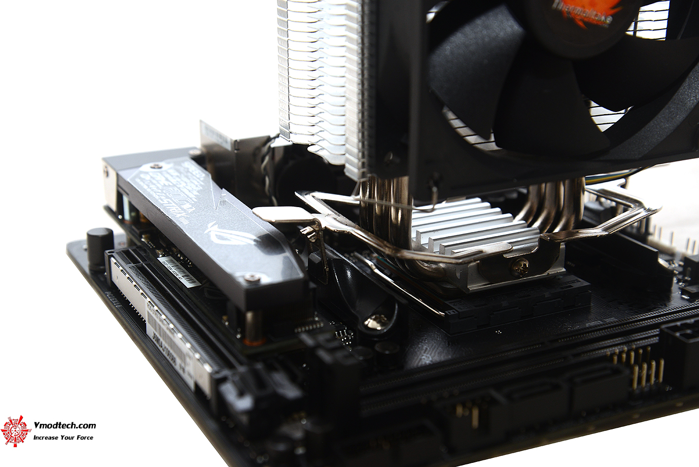 dsc 6275 Thermaltake Contac 9 CPU Cooler Review