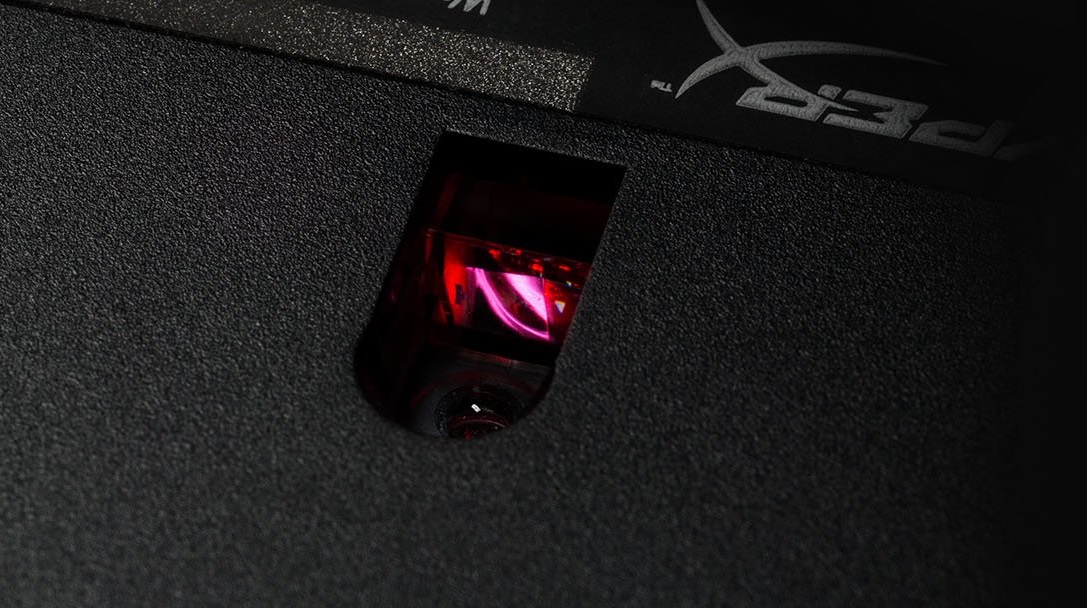 hyperx pulsefire surge sensor HyperX แนะนำเทคนิคพลิกเกมเพื่อคว้าชัยในเกม Fortnite