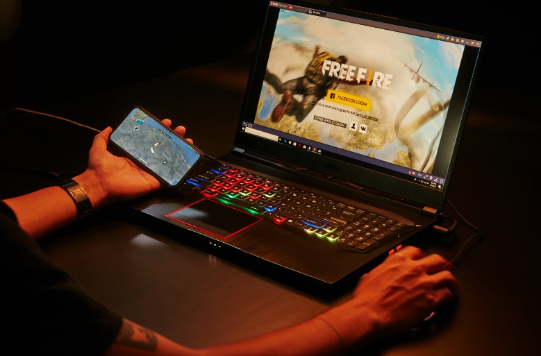 4 MSI เปิดตัว “GE75 Raider” Gaming Laptop รุ่นใหม่ที่มีหน้าจอขนาดใหญ่ถึง 17 นิ้ว มาพร้อมขอบจอบางเฉียบแบบ Thin Bezel เพื่อเพิ่มมุมมองในการใช้งานให้กว้างขึ้น พร้อมกราฟิกการ์ด NVIDIA GeForce GTX 1070 