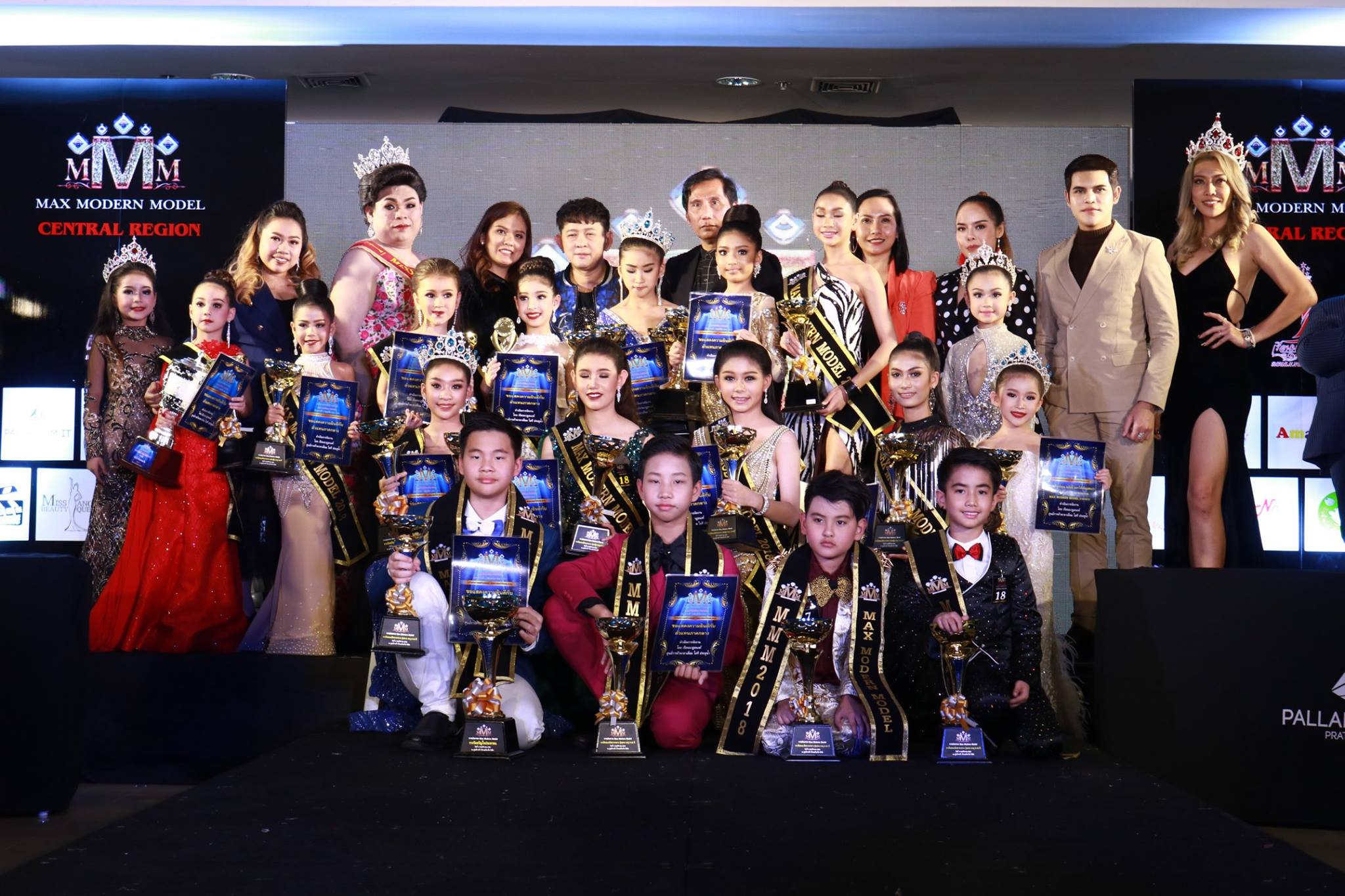 45286443 2102807959741355 1477887680934051840 o สิ้นสุดไปแล้ว กับการประกวด MAX MODERN MODEL ในรอบออดิชั่น ภาคกลาง เวทีแห่งการสร้างสรรค์ พรสวรรค์ไร้พรมแดน ในการเฟ้นหาสุดยอด นางแบบ นายแบบ  