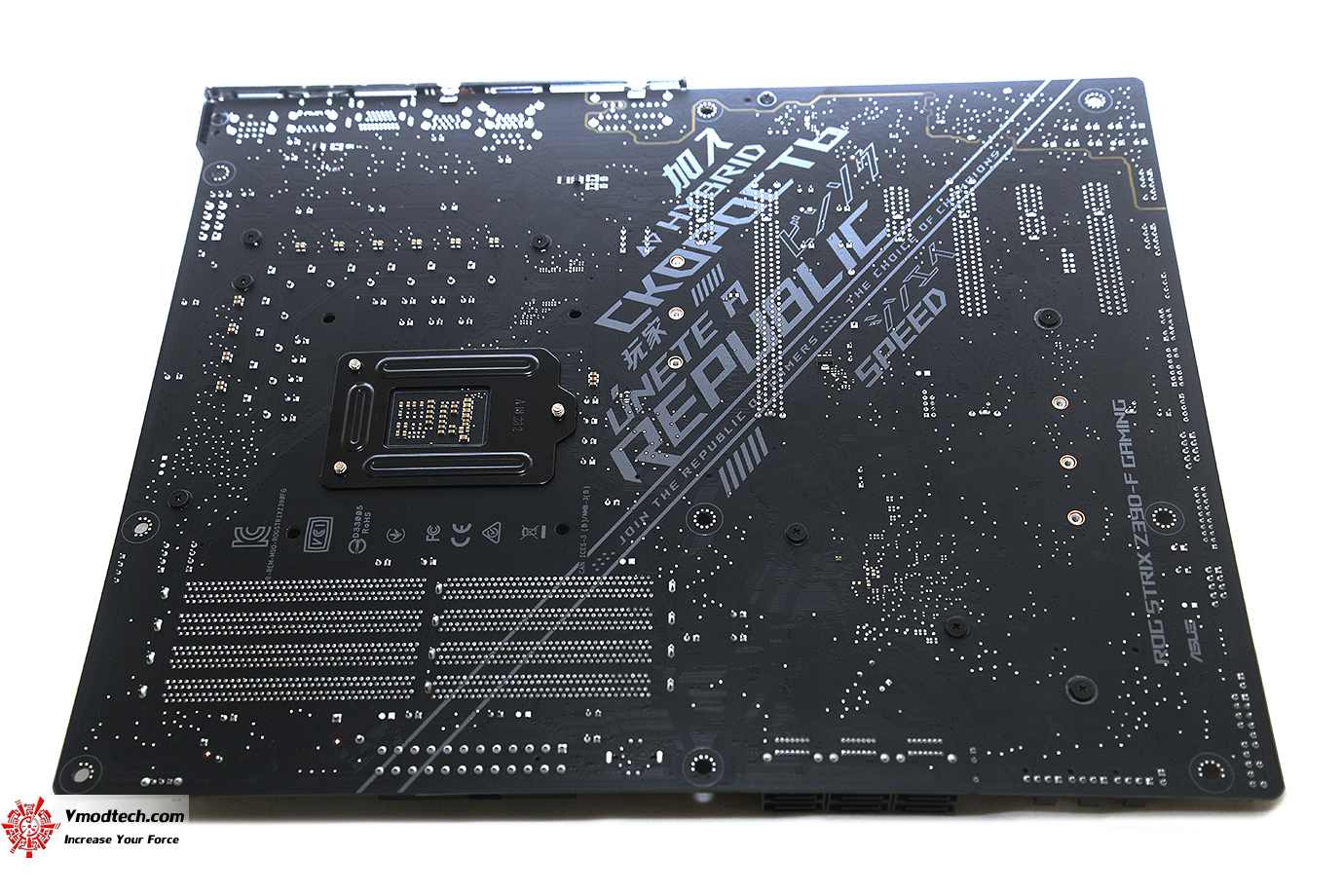 dsc 0021 ASUS ROG STRIX Z390 F GAMING REVIEW