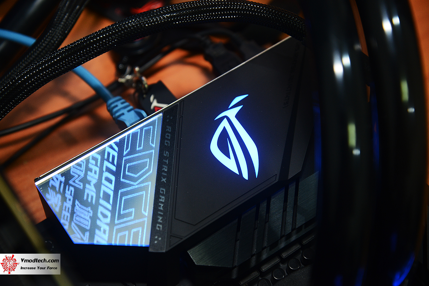 dsc 0257 ASUS ROG STRIX Z390 F GAMING REVIEW