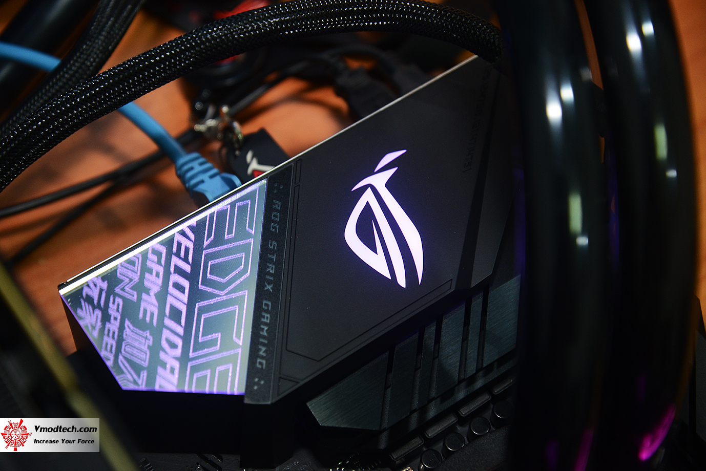 dsc 0259 ASUS ROG STRIX Z390 F GAMING REVIEW