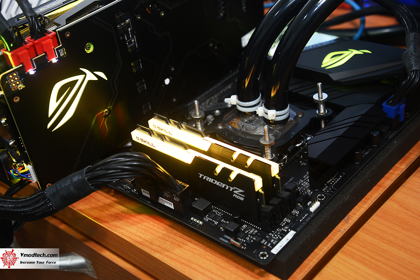 dsc 0272 ASUS ROG STRIX Z390 F GAMING REVIEW