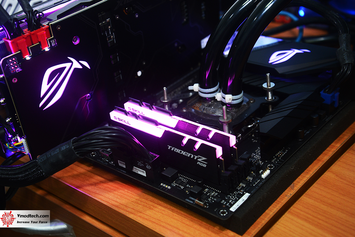 dsc 0278 ASUS ROG STRIX Z390 F GAMING REVIEW