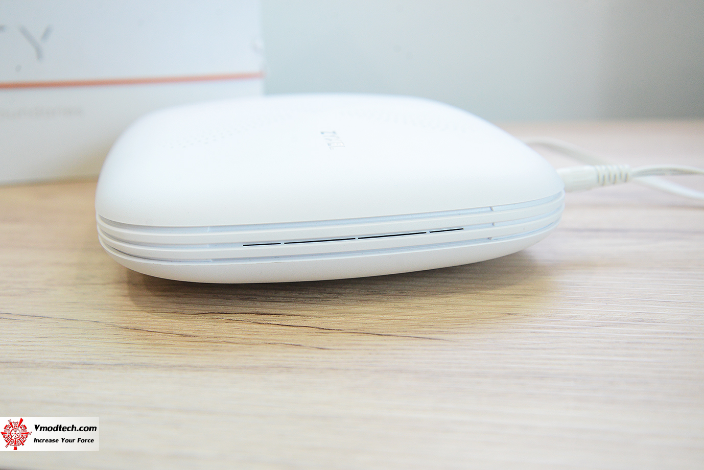 dsc 1088 ZYXEL Multy X AC3000 Tri Band WiFi System Review 