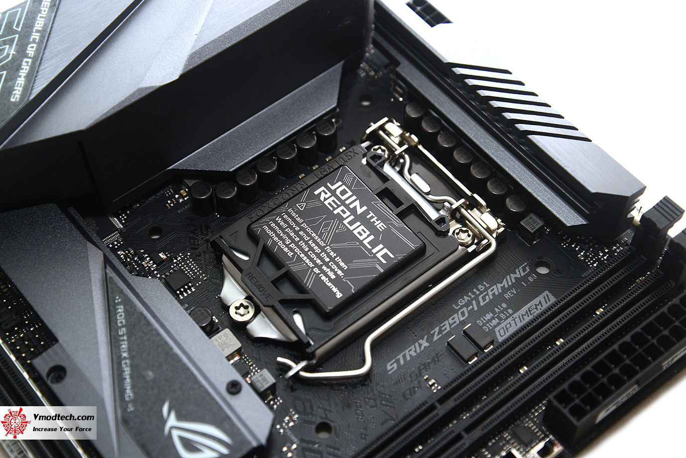 dsc 1547 ASUS ROG STRIX Z390 I GAMING REVIEW