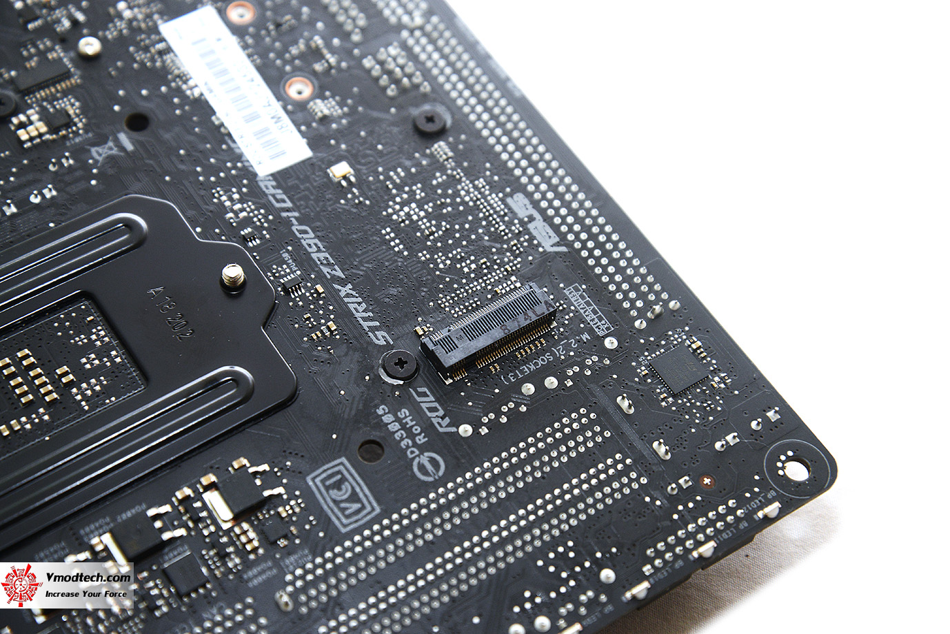 dsc 1605 ASUS ROG STRIX Z390 I GAMING REVIEW