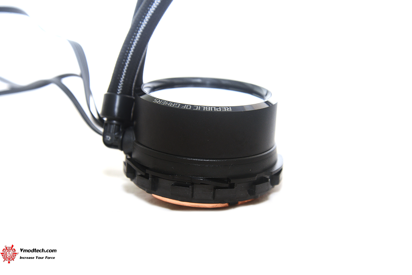 dsc 0699 ASUS ROG Ryuo 240 all in one liquid CPU cooler Review