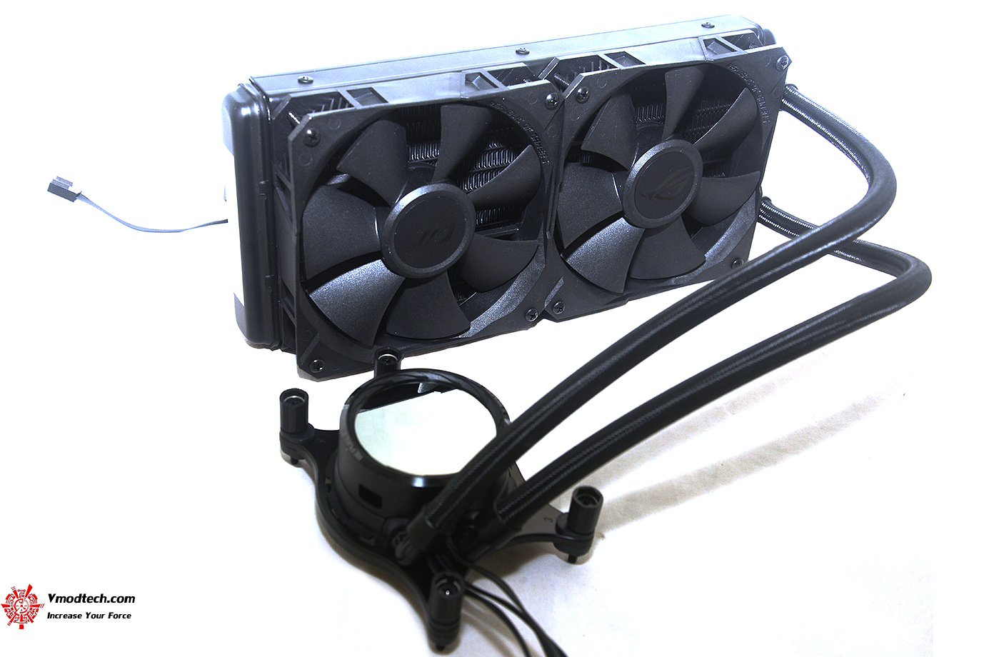 dsc 0705 ASUS ROG Ryuo 240 all in one liquid CPU cooler Review
