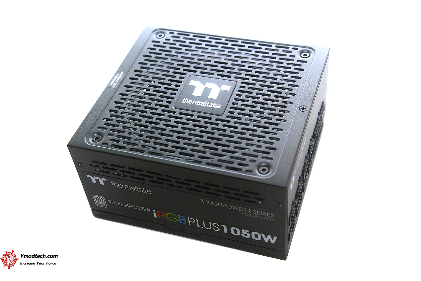 dsc 1460 Thermaltake Toughpower iRGB PLUS 1050W Platinum Review