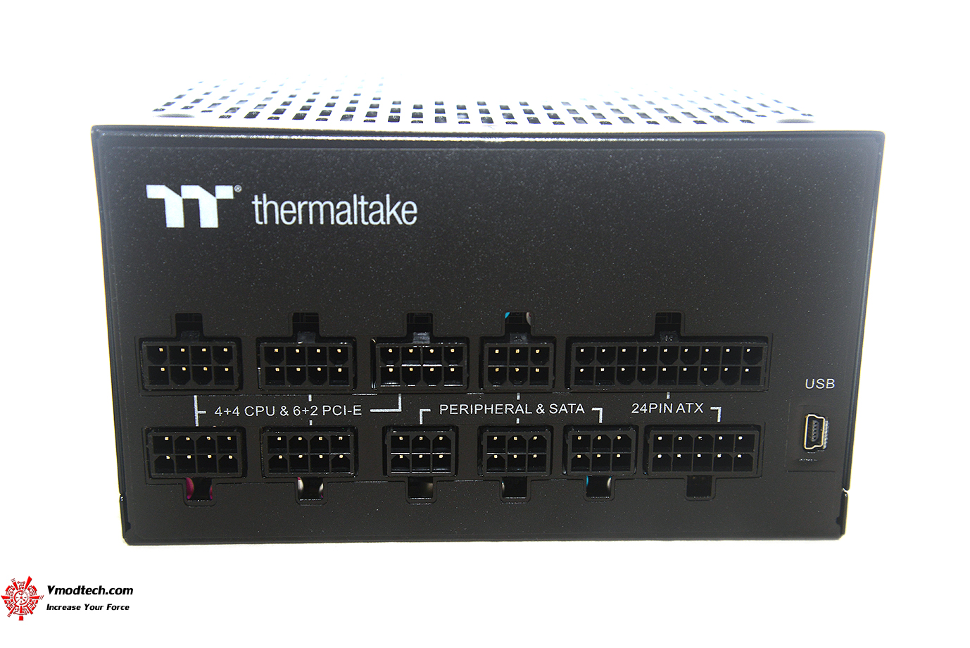 dsc 1477 Thermaltake Toughpower iRGB PLUS 1050W Platinum Review