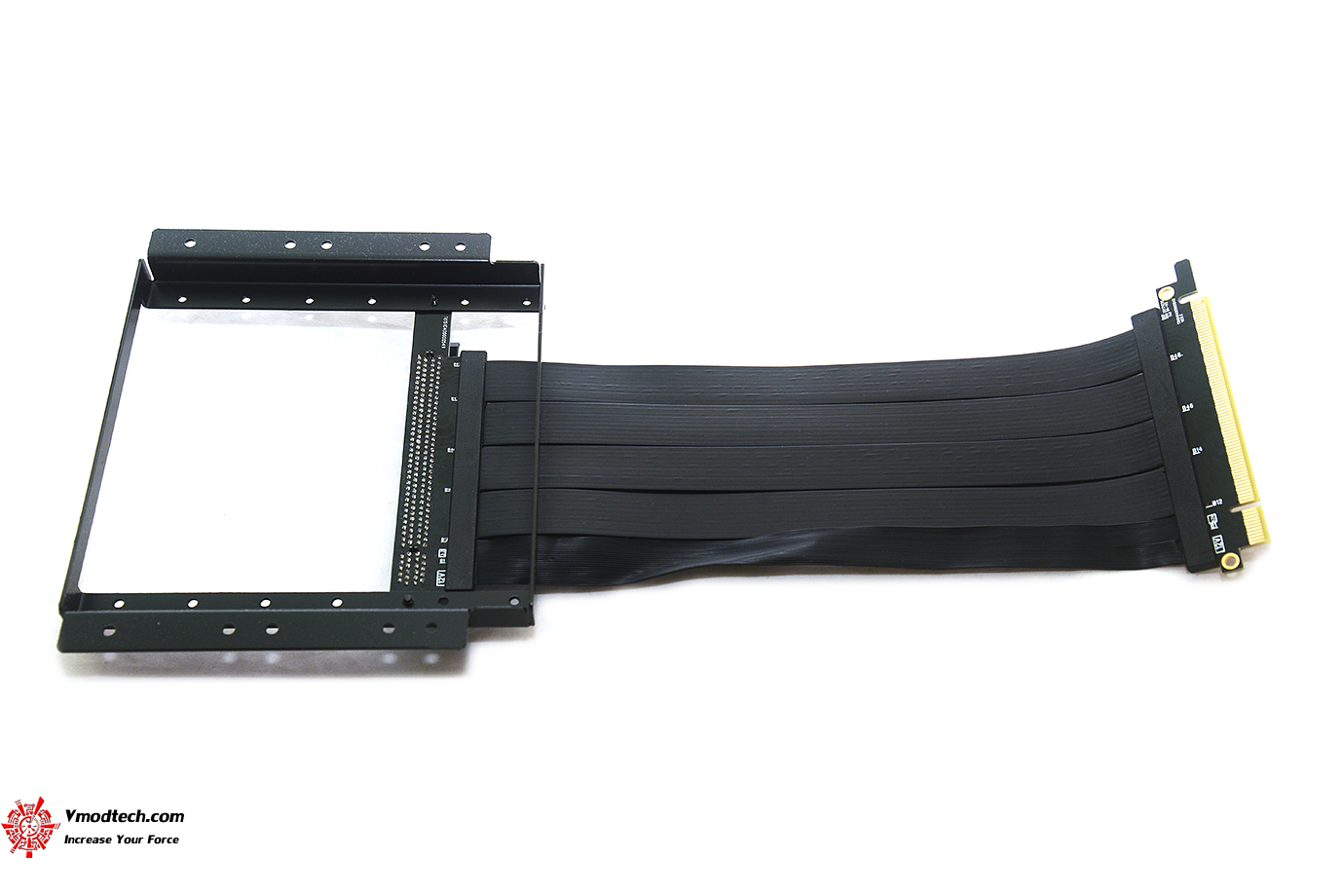 dsc 8570 Lian Li O11D 1X Premium PCI E x16 3.0 Extender Riser Cable 200mm Review