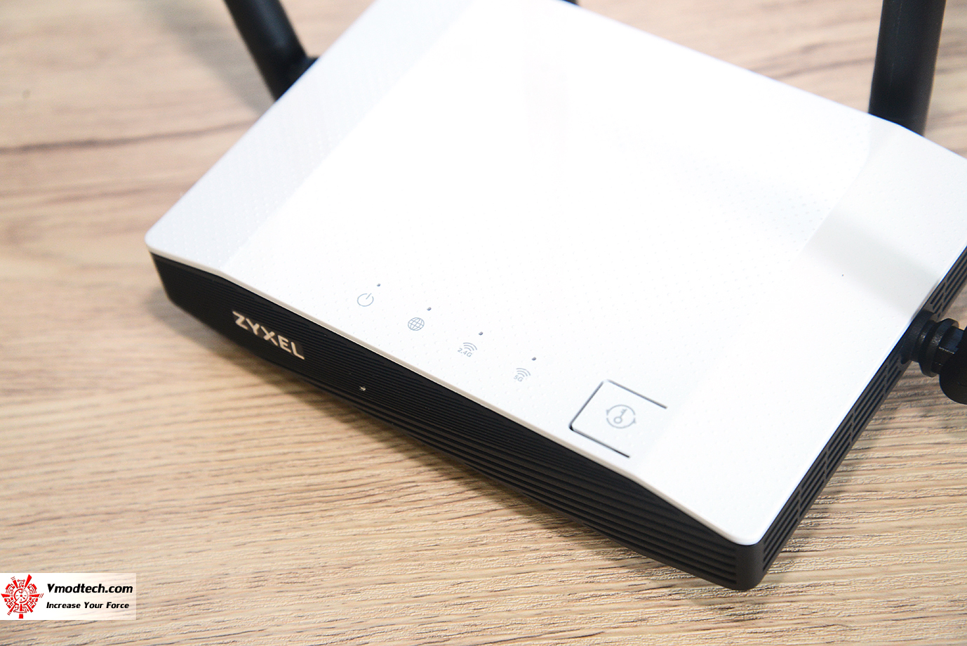 dsc 2516 ZYXEL AC1200 MU MIMO Dual Band Wireless Gigabit Router (NBG6615) Review