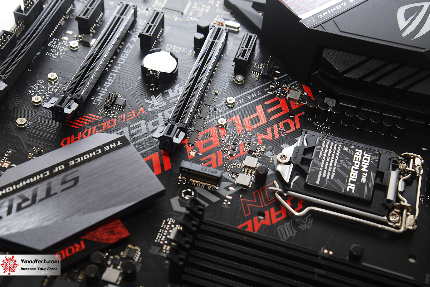 dsc 3778 ASUS ROG STRIX Z390 H GAMING REVIEW