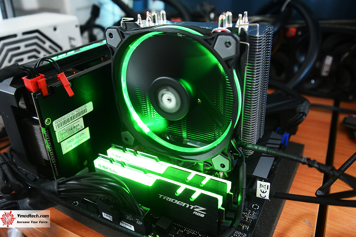 dsc 5426 Thermaltake Riing Silent 12 RGB Sync Edition CPU Cooler Review