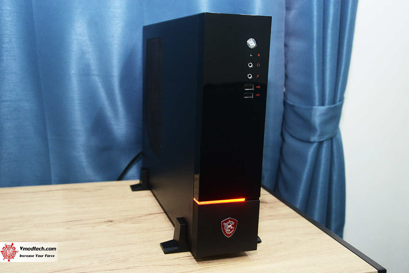 dsc 6702 MSI Codex S Review