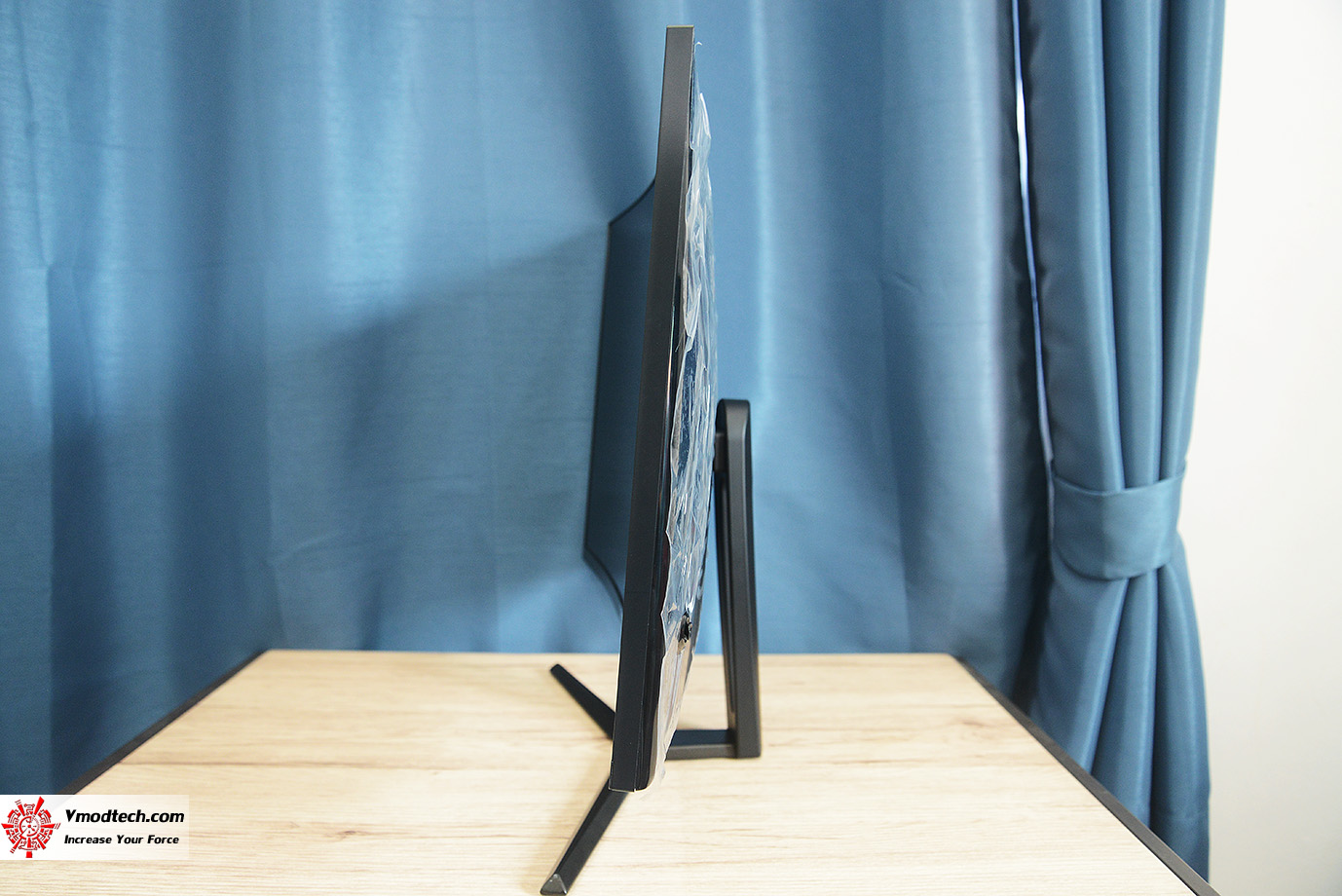 dsc 7041 AOPEN LED 27” HC1 Series 27HC1RPbidpx Curve Screen GAMING MONITOR 144Hz Review