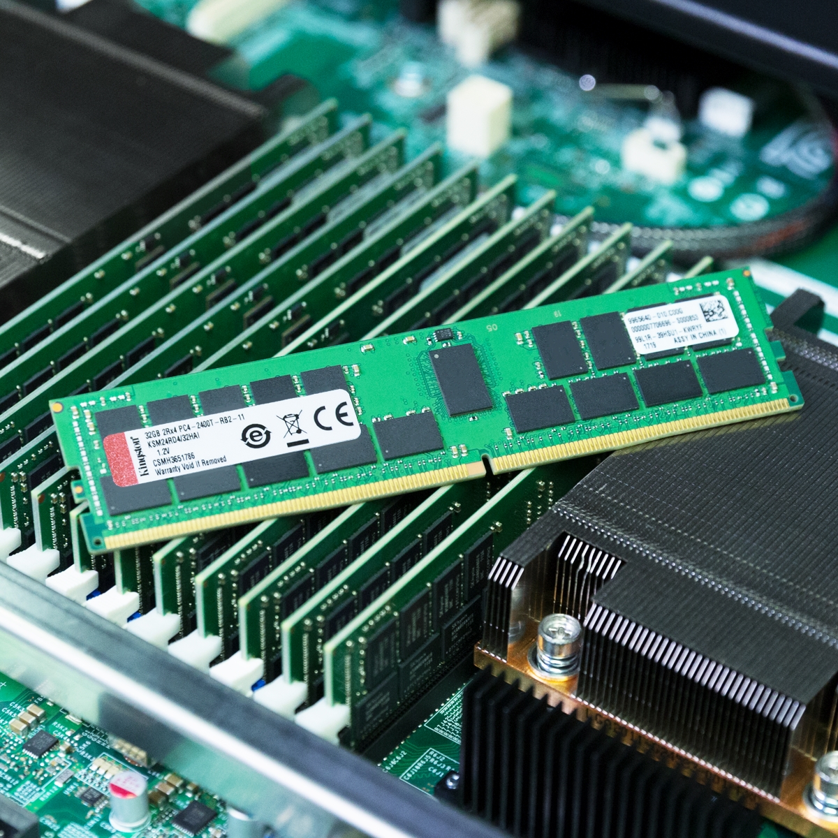 server-premier-lifestyle_dram server premier lifestyle dram หน่วยความจำ Kingston Server Premier DDR4 2933MT/s Registered DIMM ได้รับการตรวจสอบบนแพลตฟอร์ม Intel Purley บนซีพียูตระกูล Intel® Xeon® Scalable (Cascade Lake SP)