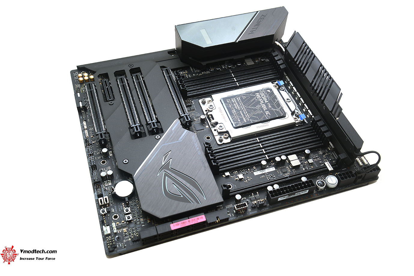 dsc 0091 ASUS ROG Zenith Extreme Alpha Review