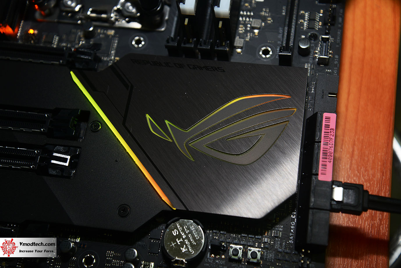 dsc 0338 ASUS ROG Zenith Extreme Alpha Review