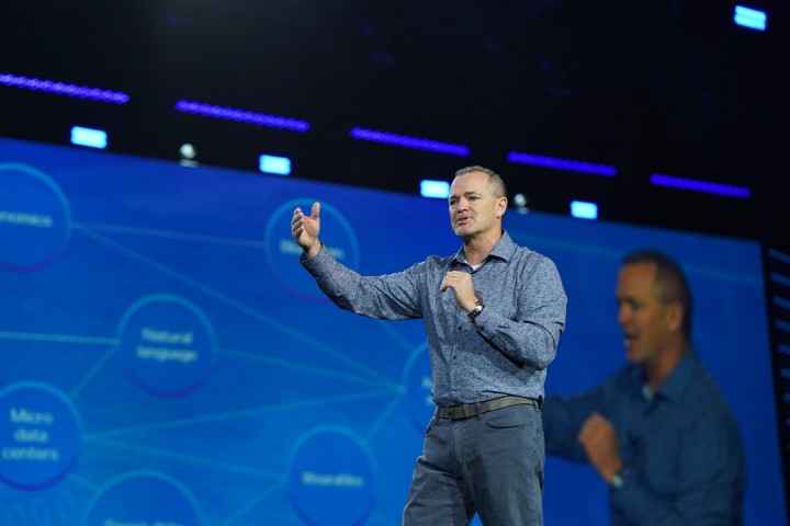 เดลล์ เทคโนโลยีส์ คลาวด์ ติดปีกลูกค้า สู่มัลติ-คลาวด์