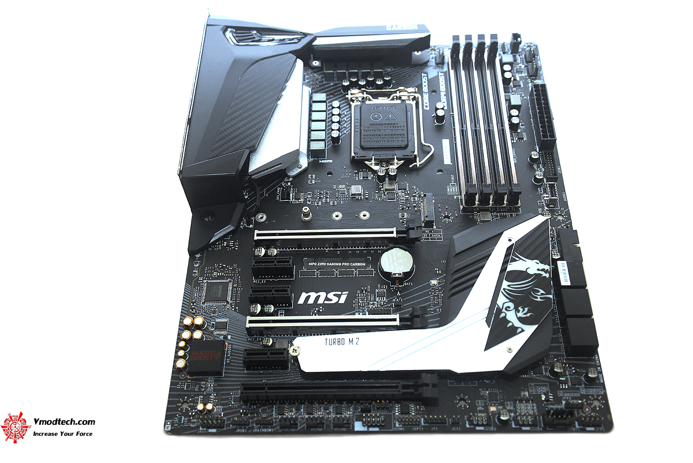 dsc 1126 MSI MPG Z390 GAMING PRO CARBON REVIEW