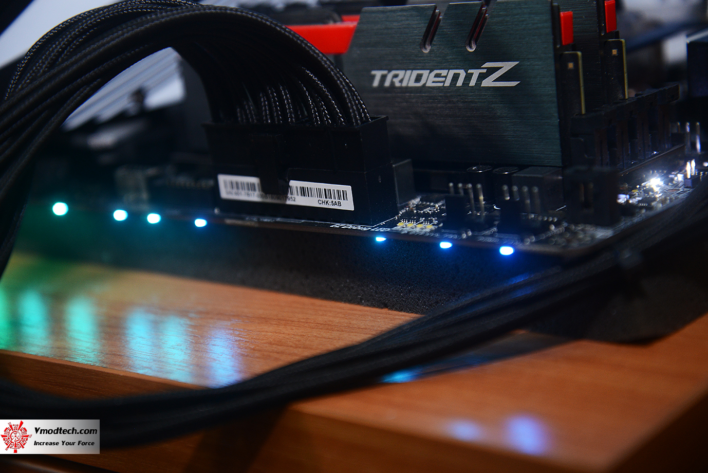 dsc 2782 MSI MPG Z390 GAMING PRO CARBON REVIEW