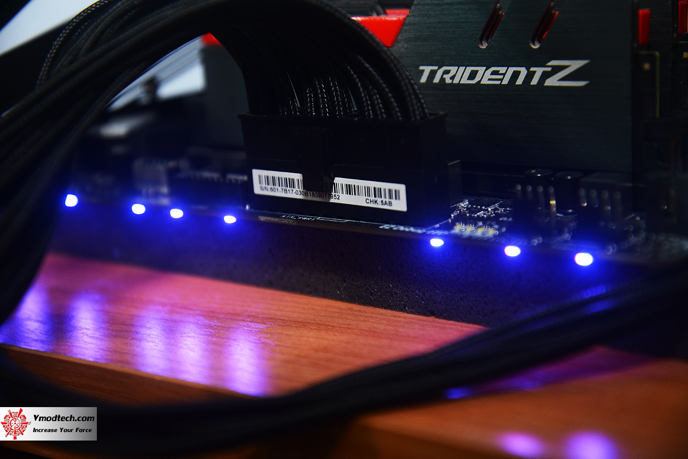 dsc 2800 MSI MPG Z390 GAMING PRO CARBON REVIEW