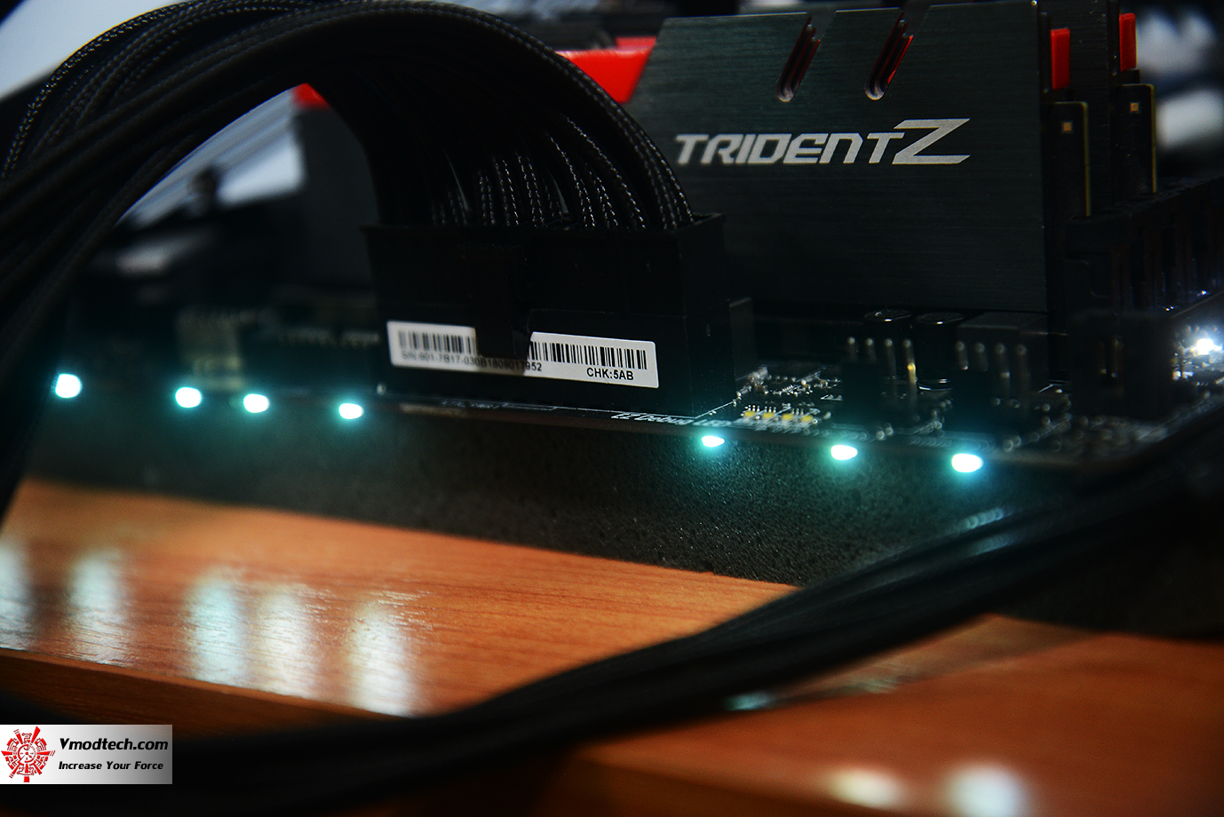 dsc 2802 MSI MPG Z390 GAMING PRO CARBON REVIEW