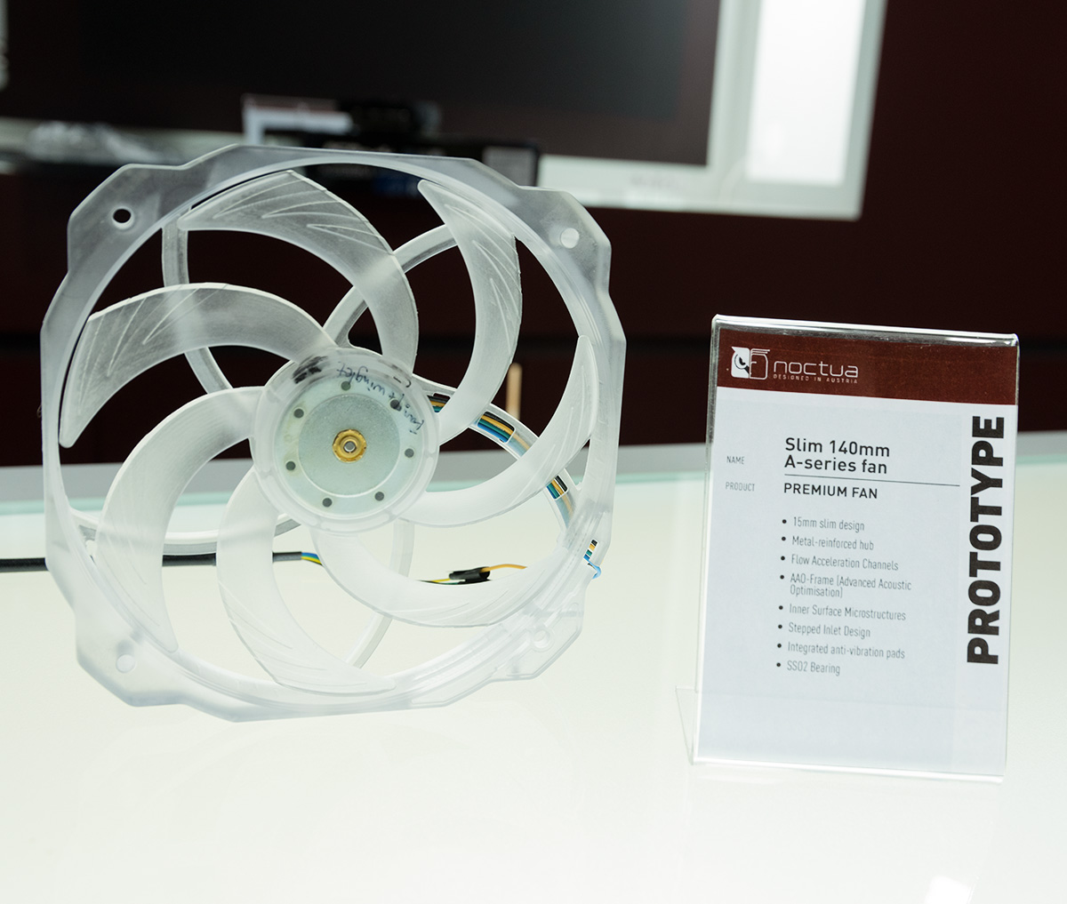 computex 2019 slim 140mm fan Noctua โชว์ผลิตภัณฑ์มากมายที่เป็นรุ่นต้นแบบที่กำลังจะเปิดตัวเร็วๆนี้รวมทั้งซีพียูคูลเลอร์รุ่นใหม่ Dual Tower ขนาด 140ม.ม. ในงาน Computex2019 