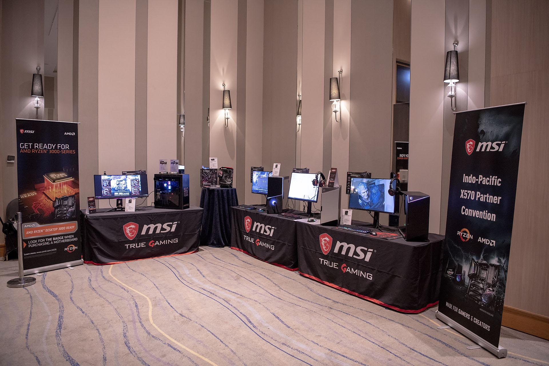 dsc 4703 บรรยากาศงาน MSI Indo Pacific X570 Partner Convention พบการเปิดตัวเมนบอร์ด X570 รุ่นใหม่ล่าสุดจากทาง MSI ต้อนรับการมาของซีพียู AMD RYZEN 3000ซีรี่ย์ 