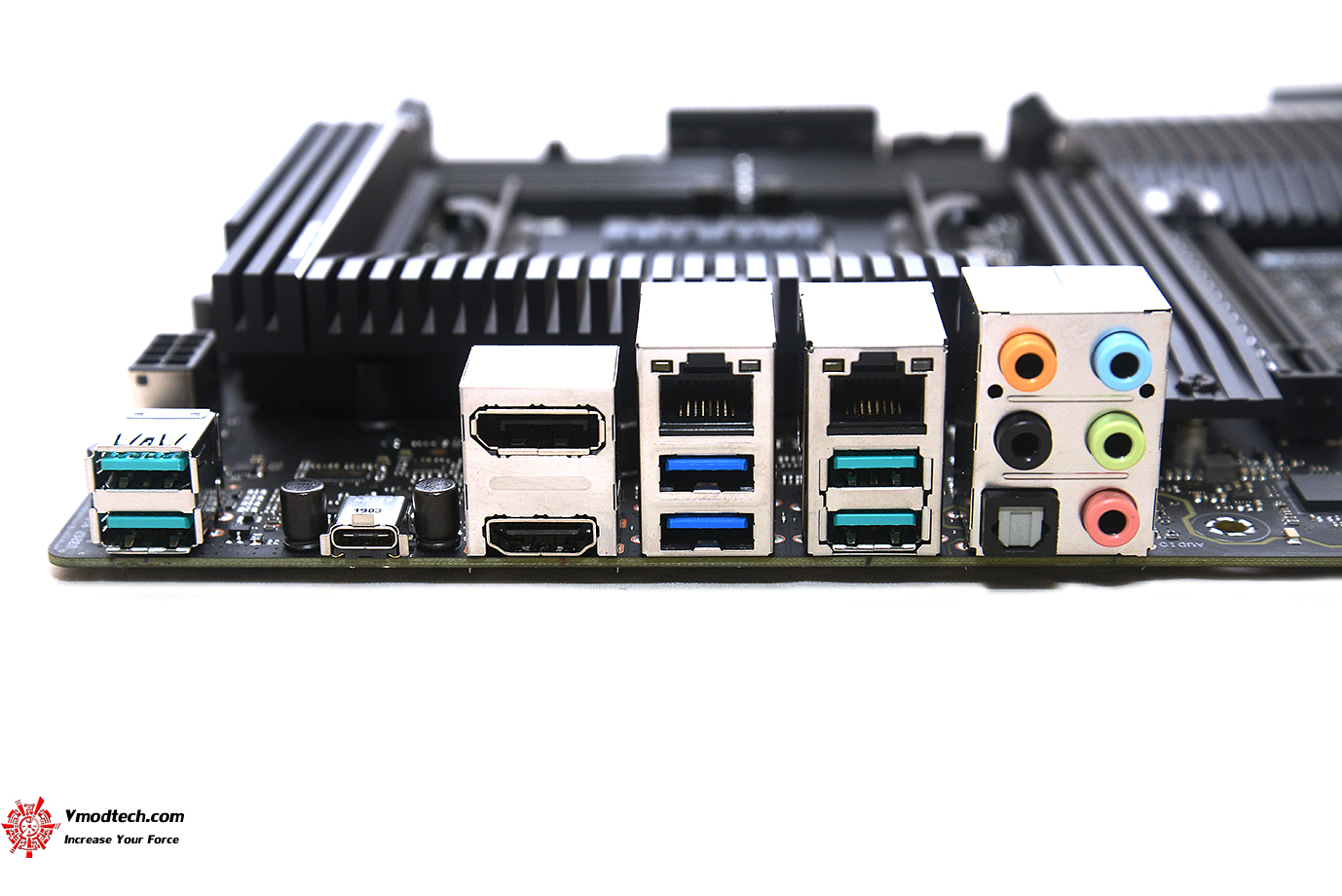 dsc 5269 ASUS Pro WS X570 ACE REVIEW