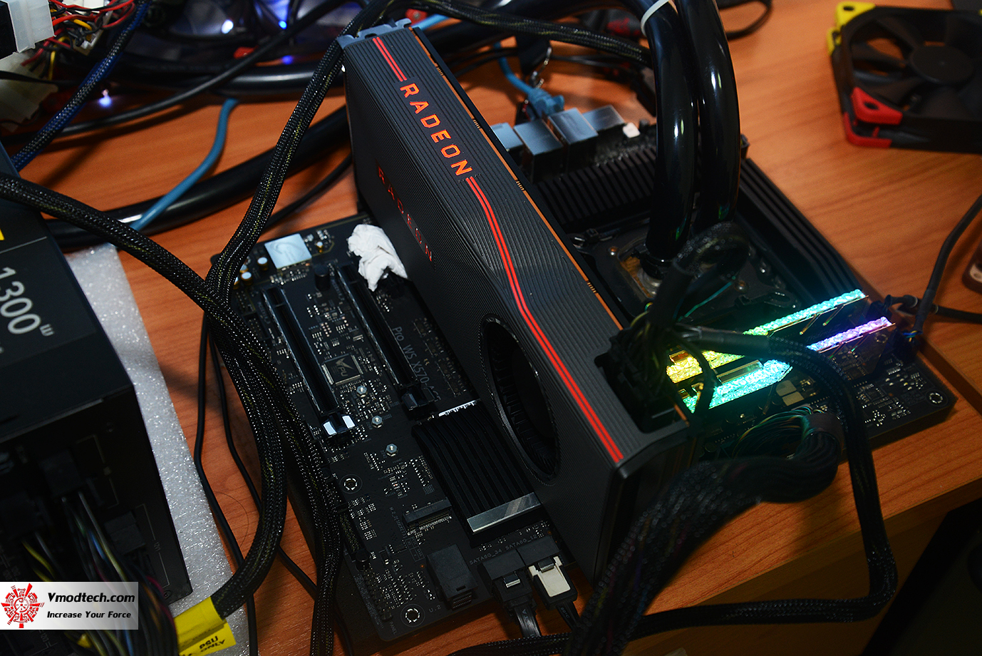 dsc 5300 ASUS Pro WS X570 ACE REVIEW