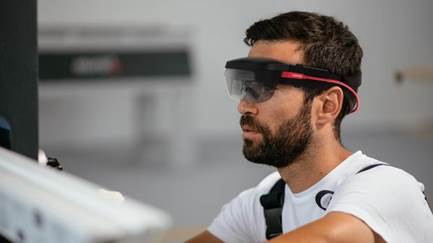 thumbnail image021 เลอโนโวจัดงาน “Transform 3.0 at Accelerate” โชว์อุปกรณ์อัจฉริยะ และโซลูชั่นใหม่สู่ความสำเร็จสำหรับองค์กรยุคดิจิทัล