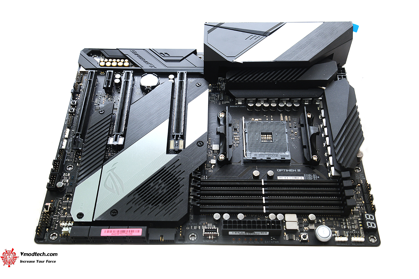 dsc 6305 ASUS ROG Crosshair VIII Hero (WI FI) Review