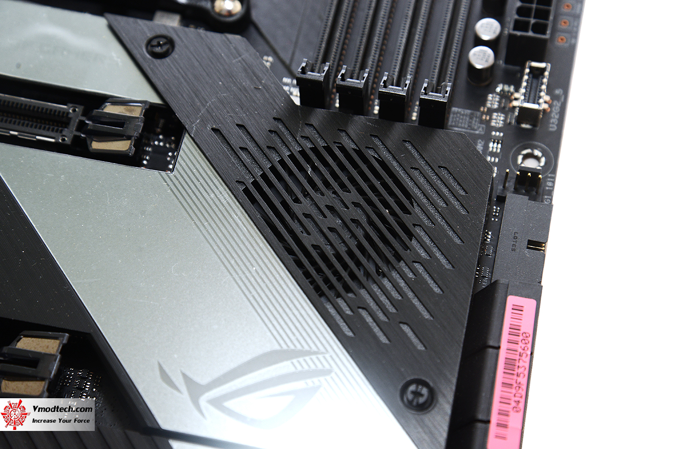 dsc 6379 ASUS ROG Crosshair VIII Hero (WI FI) Review