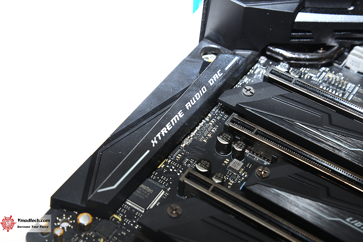 dsc 7130 MSI MEG X570 GODLIKE REVIEW