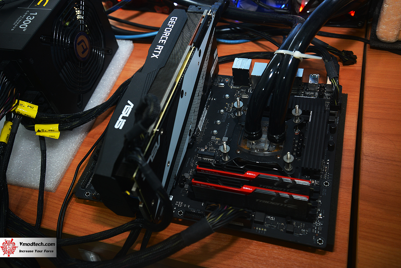 dsc 0709 ASUS Pro WS C246 ACE Review