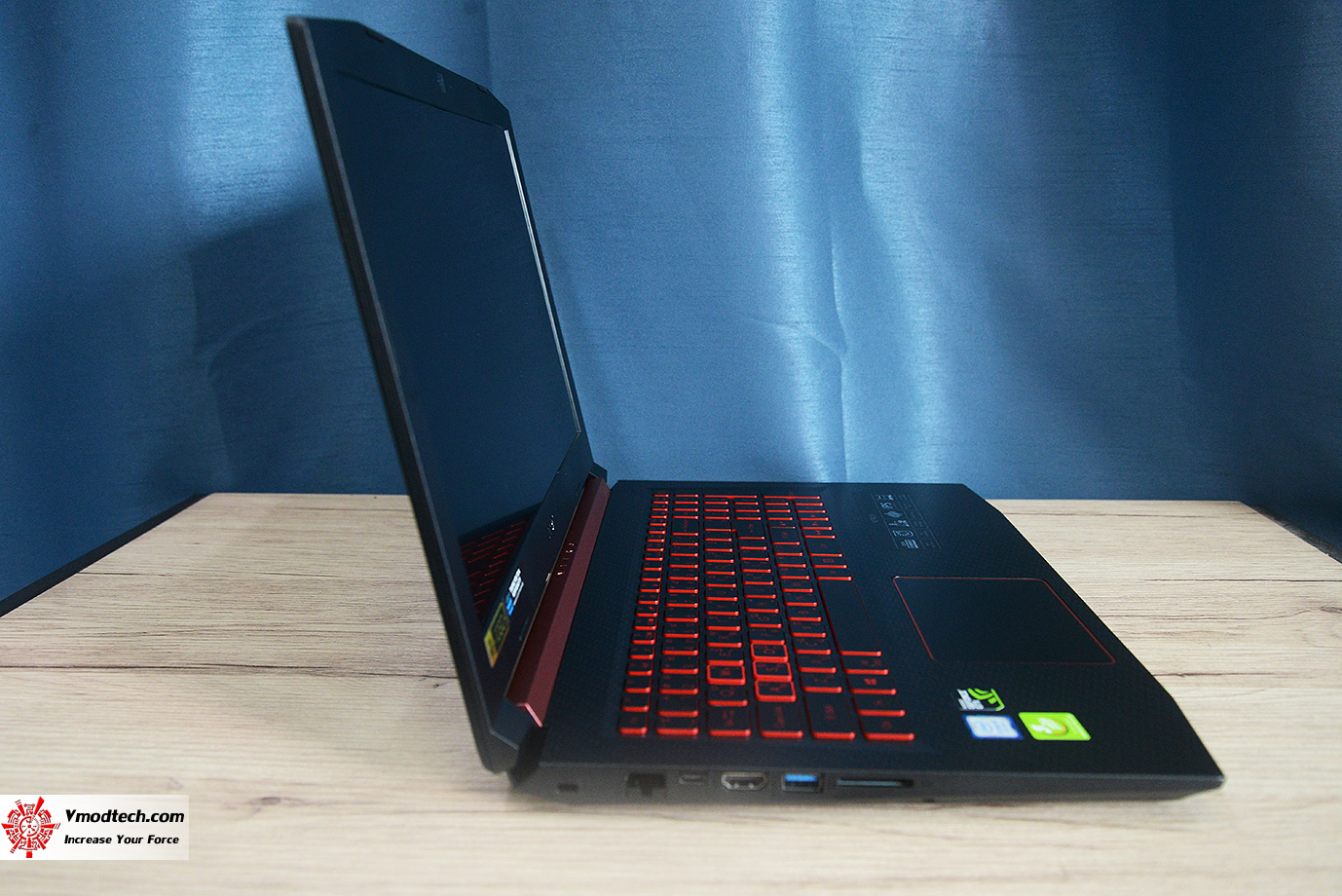 dsc 8062 ACER และ NVIDIA ร่วมฉลองเทศกาลปีใหม่ มอบส่วนลดพิเศษสูงสุด 5,000 บาท เมื่อซื้อ Nitro 5 รุ่นที่มีกราฟฟิคการ์ด NVIDIA (เฉพาะรุ่นที่ร่วมรายการ) 