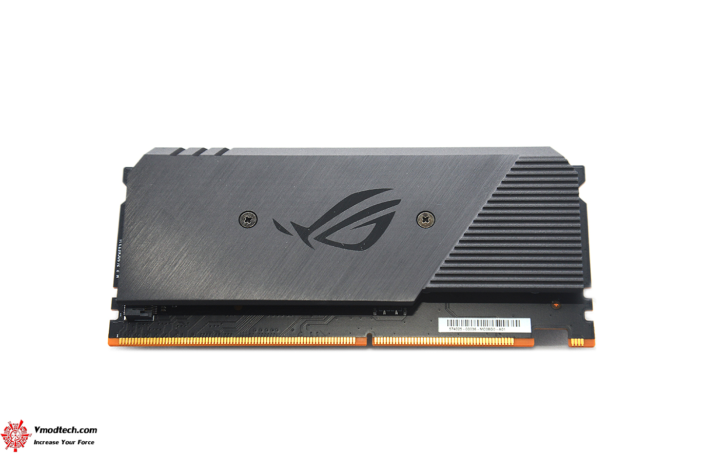 dsc 2879 ASUS ROG Zenith II Extreme Review
