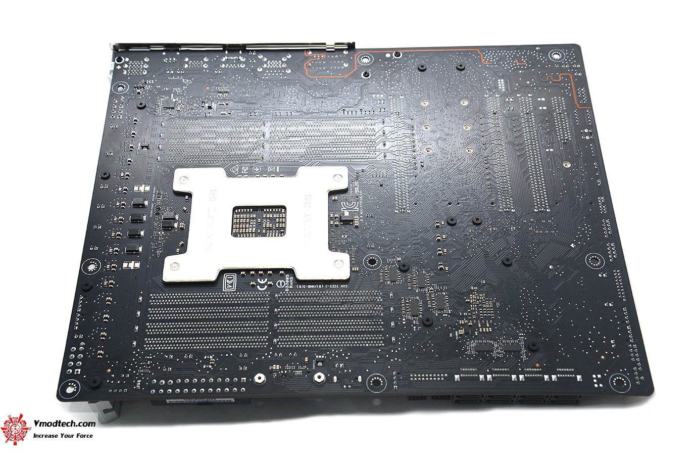 dsc 3302 ASUS PRIME TRX40 PRO REVIEW