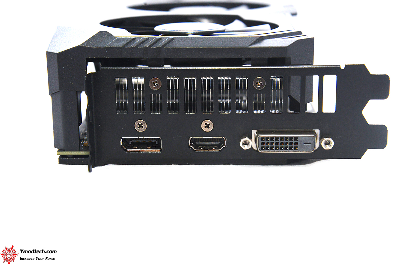 dsc 38573 ASUS TUF Gaming GeForce GTX 1660 SUPER OC Edition 6GB GDDR6 Review