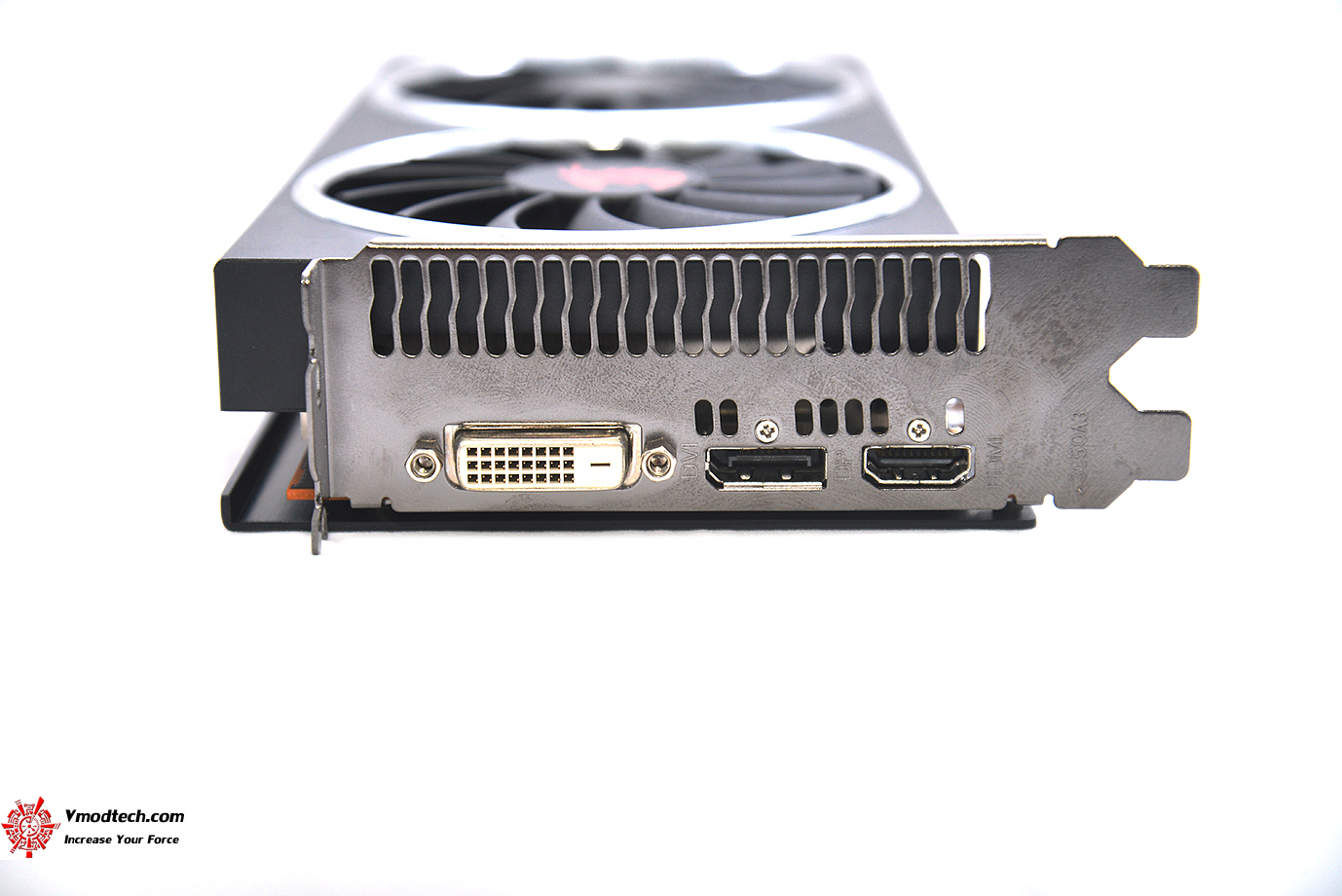 dsc 39561 PowerColor Red Dragon Radeon RX 5500 XT EP2 Review