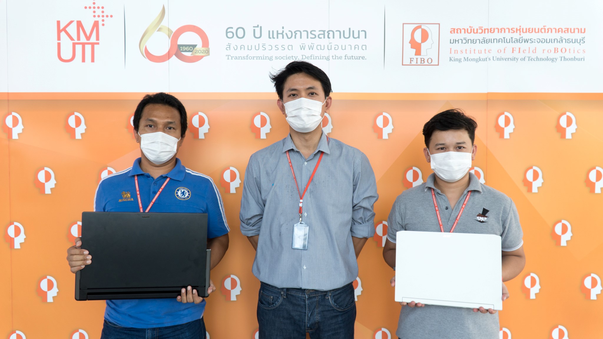 dsc05698-re dsc05698 re เอเซอร์ มอบโน้ตบุ๊ค ConceptD ร่วมพัฒนา “FACO” ระบบหุ่นยนต์เพื่อใช้ปฎิบัติงานช่วยเหลือแพทย์ และพยาบาลสู้โควิด 19 แก่สถาบันวิทยาการหุ่นยนต์ภาคสนาม (FIBO) มหาวิทยาลัยเทคโนโลยีพระจอมเกล้าธนบุรี