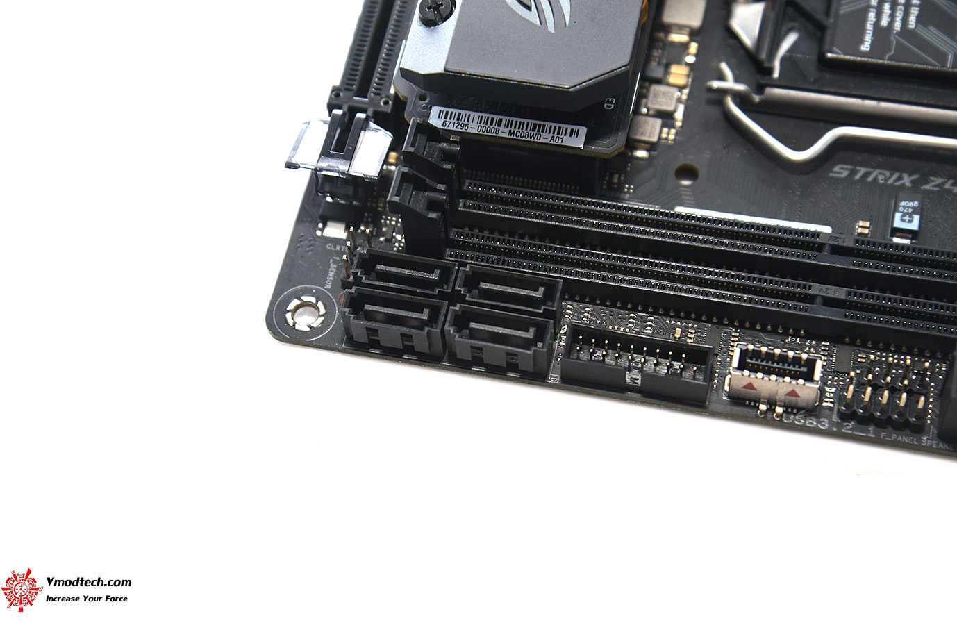 dsc 9232 ASUS ROG STRIX Z490 I GAMING REVIEW