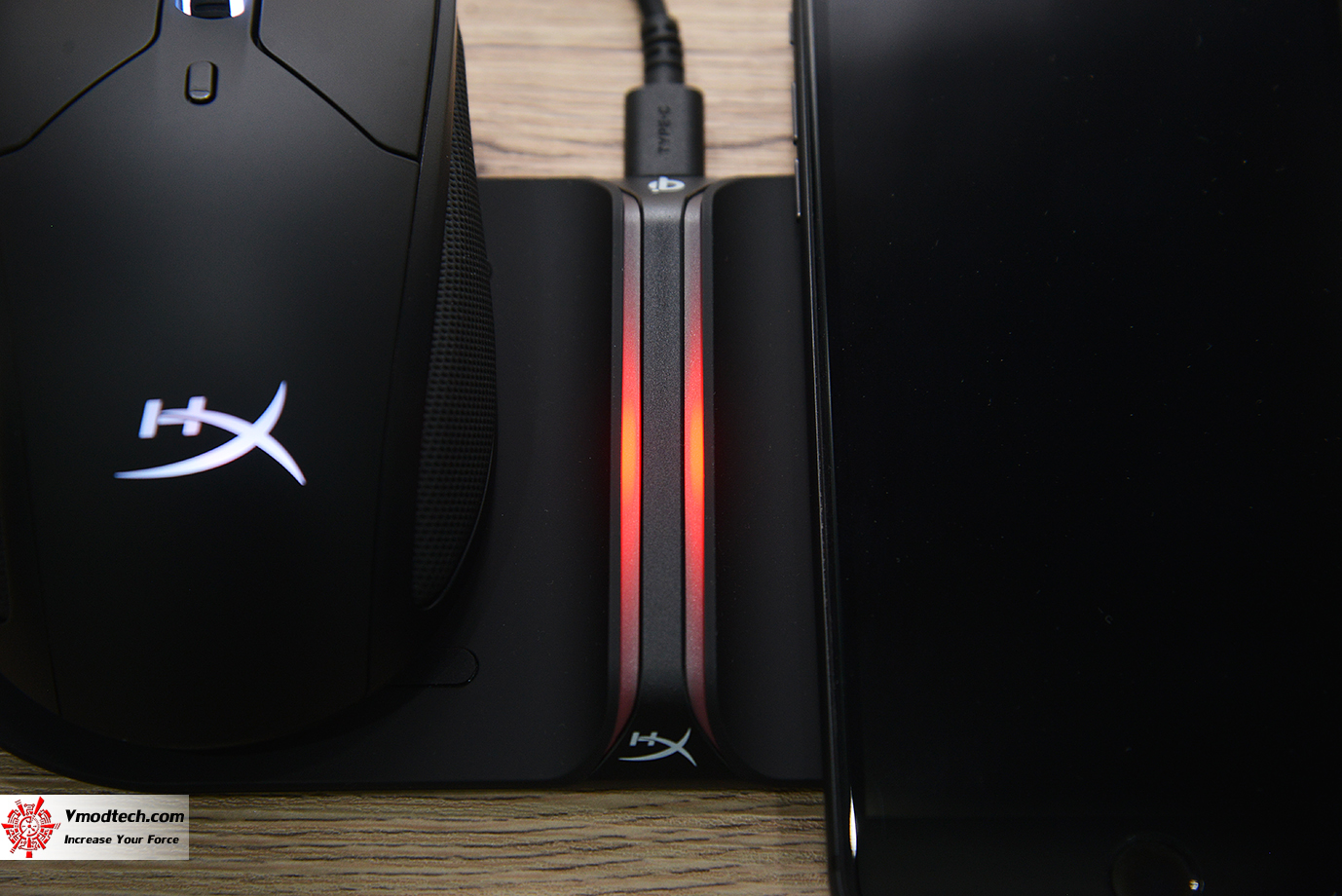 dsc 9905 HyperX ChargePlay Base Review